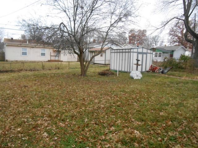 10509 E 26th Ter, Independence, MO 64052