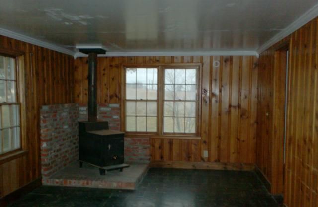 8025 SE 105th St, Overbrook, KS 66524