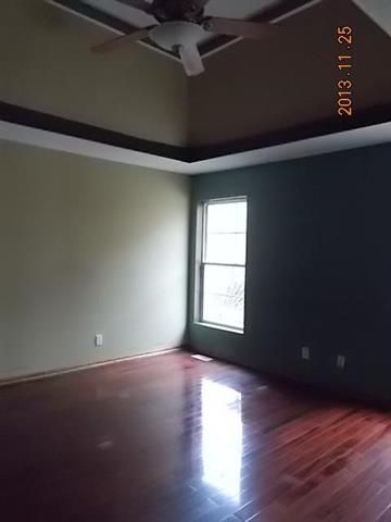 8316 Prospect Ave, Kansas City, MO 64132