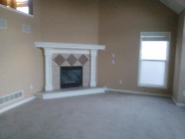 5821 Millbrook St, Shawnee, KS 66218