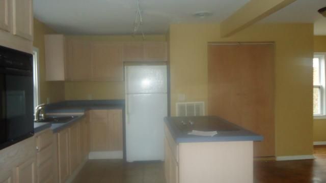 9231 Mcgee St, Kansas City, MO 64114