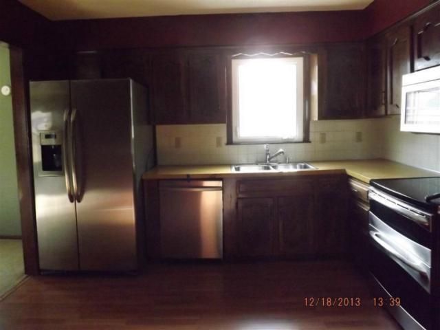 2115 E 152nd St, Olathe, KS 66062