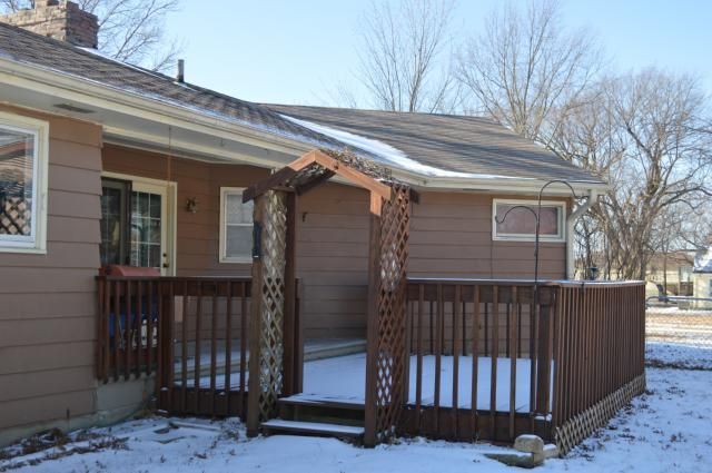 515 W 13 St, Ottawa, KS 66067