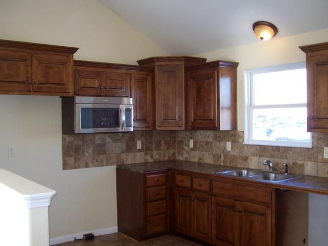 6809 Pontiac Ave, Kansas City, MO 64151