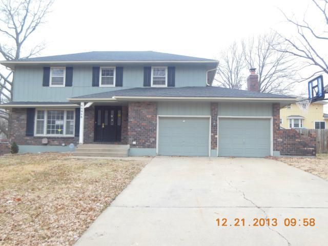 11030 Spruce Ct, Kansas City, MO 64137