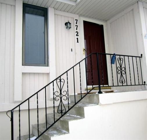 7721 NW 86th St, Kansas City, MO 64153