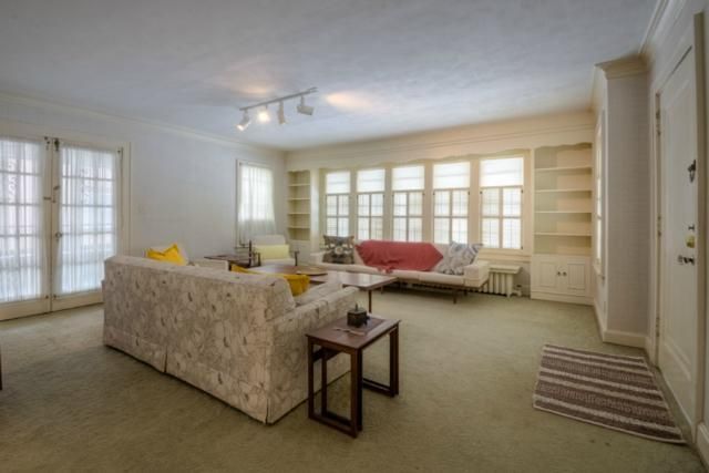 3205 Karnes Blvd, Kansas City, MO 64111