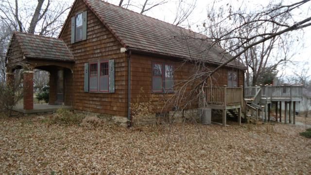 5635 Bennington Ave, Kansas City, MO 64129
