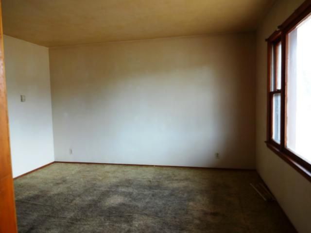 925 S Leslie St, Independence, MO 64050
