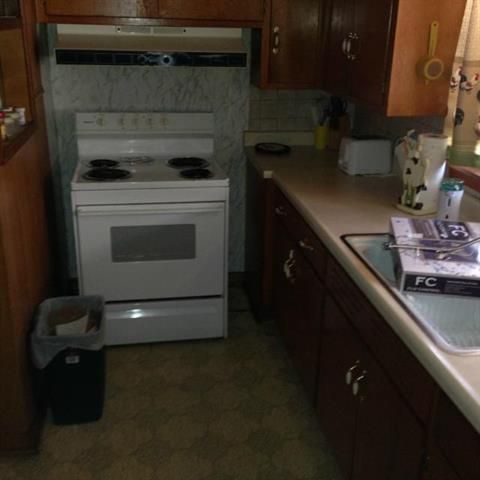 7906 Cedar Ave, Raytown, MO 64138