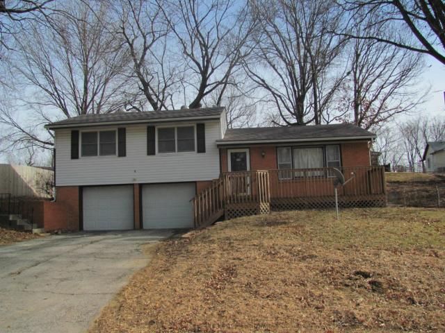 3329 N Euclid Ave, Kansas City, MO 64116