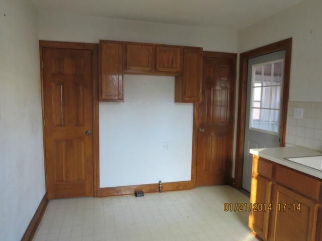 514 Oak St, Leavenworth, KS 66048