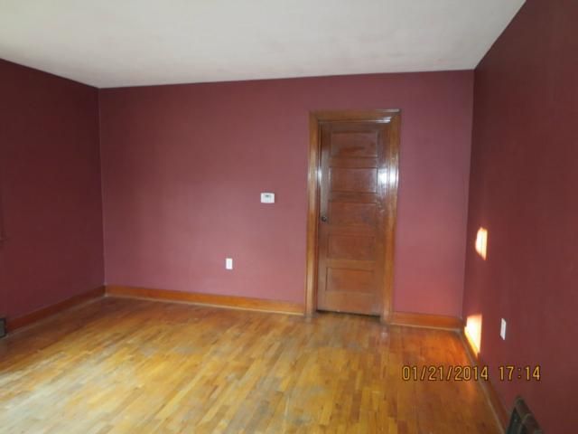 514 Oak St, Leavenworth, KS 66048