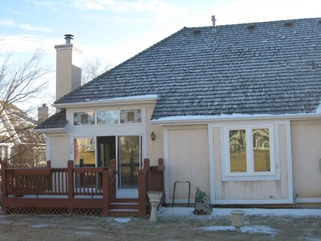 5214 W 122nd St, Overland Park, KS 66209