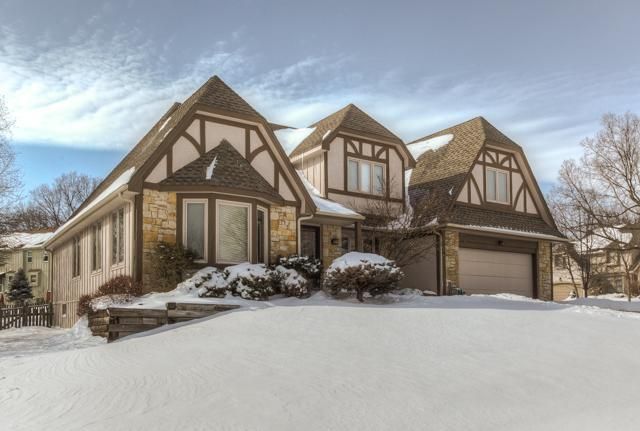 12917 W 118th Ter, Overland Park, KS 66210