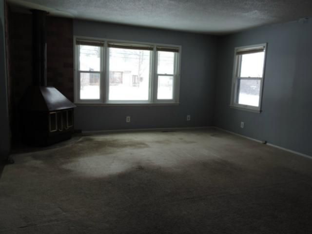 8012 E 91st St, Kansas City, MO 64138