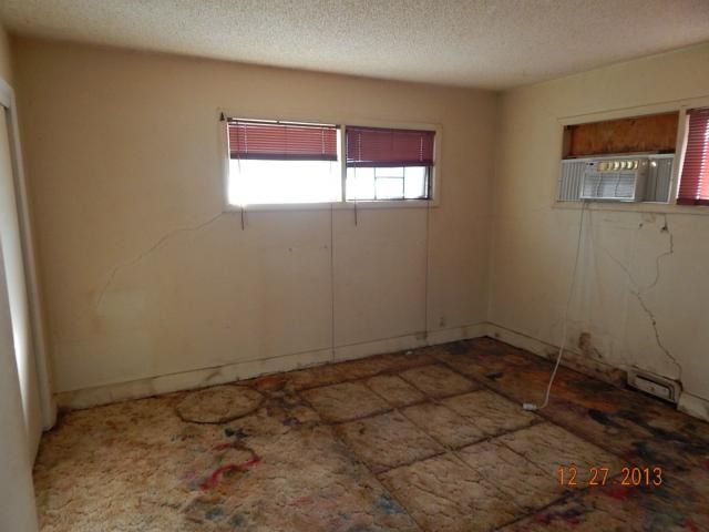7511 E 112th Ter, Kansas City, MO 64134