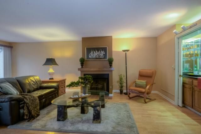 4587 Walnut St, Kansas City, MO 64111