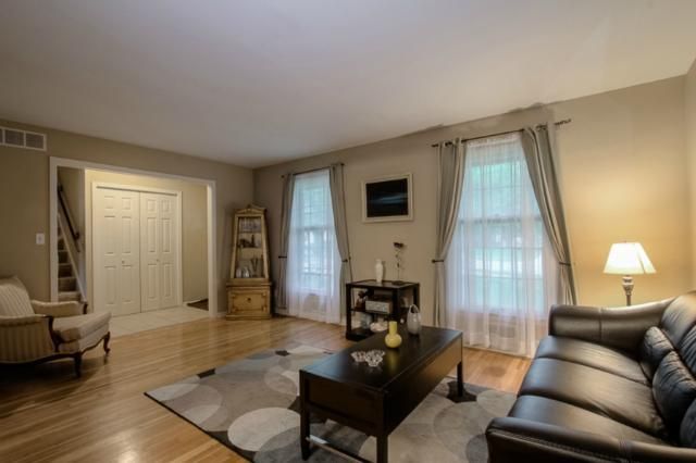 3730 E 104th St, Kansas City, MO 64137