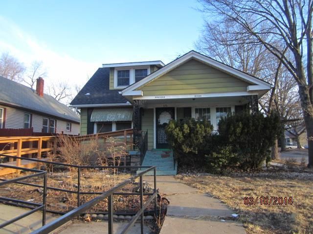 2020 E 59th St, Kansas City, MO 64130
