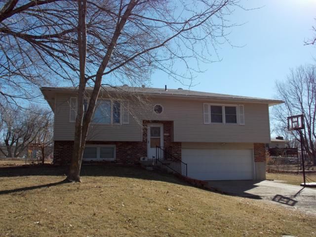 1228 Oak St, Eudora, KS 66025