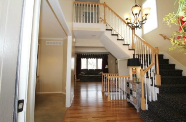 14313 Barton St, Overland Park, KS 66221