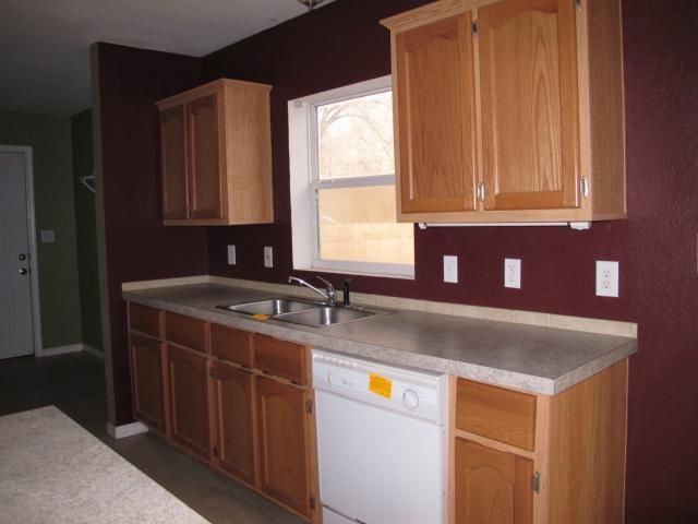 500 Walnut St, Osawatomie, KS 66064