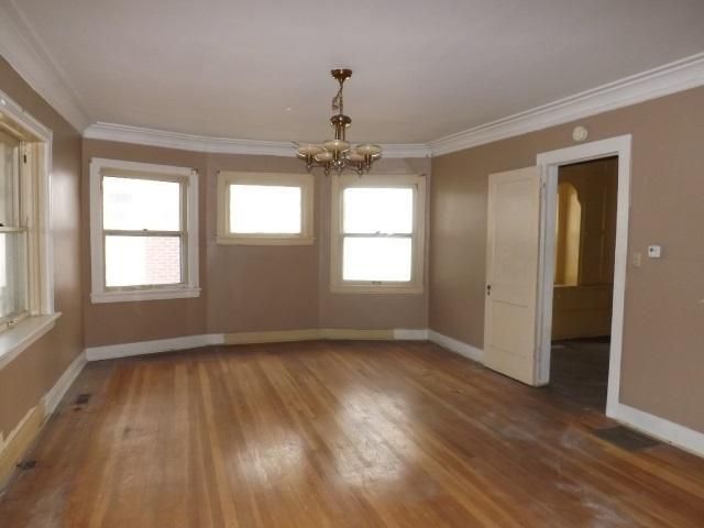 4029 Benton Blvd, Kansas City, MO 64130
