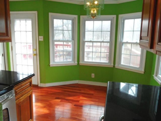 6809 W 80th St, Overland Park, KS 66204