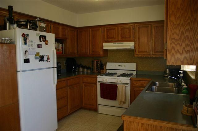 404 SE Wingate St, Lee's Summit, MO 64063