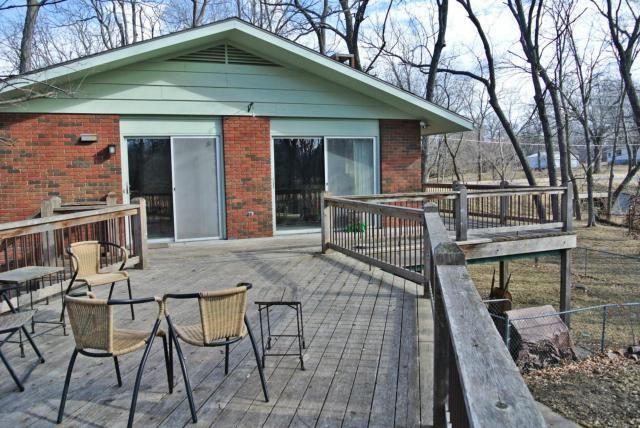 804 Fifth St, Baldwin City, KS 66006