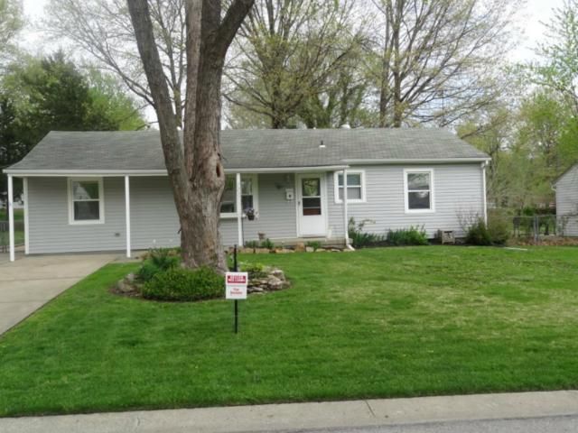 7237 Maple St, Overland Park, KS 66204