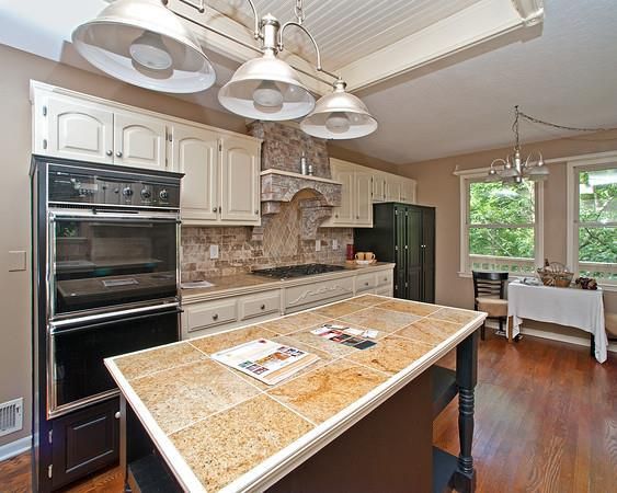 7316 Oliver Ave, Kansas City, KS 66106