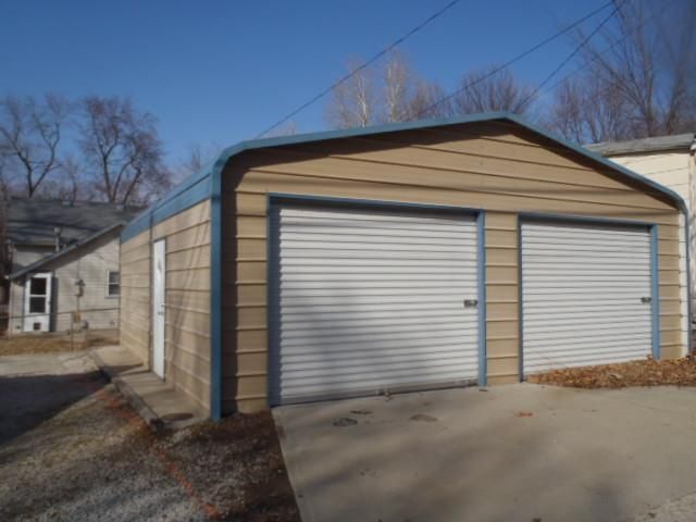 227 Olive St, Leavenworth, KS 66048