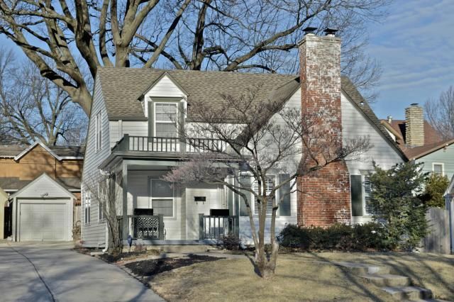 7516 Walnut St, Kansas City, MO 64114