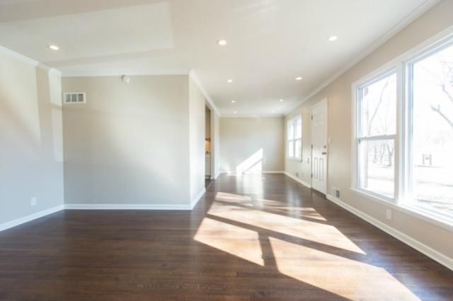 9321 Hardy Dr, Overland Park, KS 66212