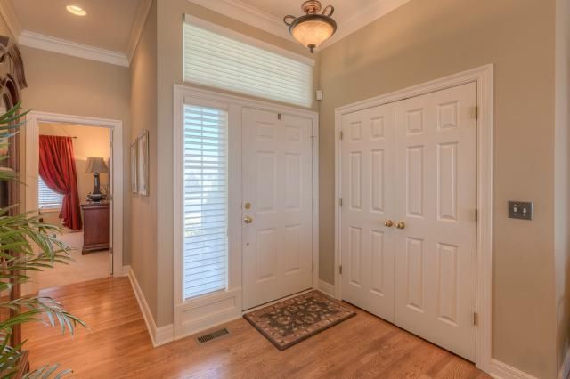 13329 Washington Ct, Kansas City, MO 64145