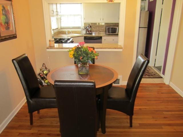 8112 Mackey St, Overland Park, KS 66204