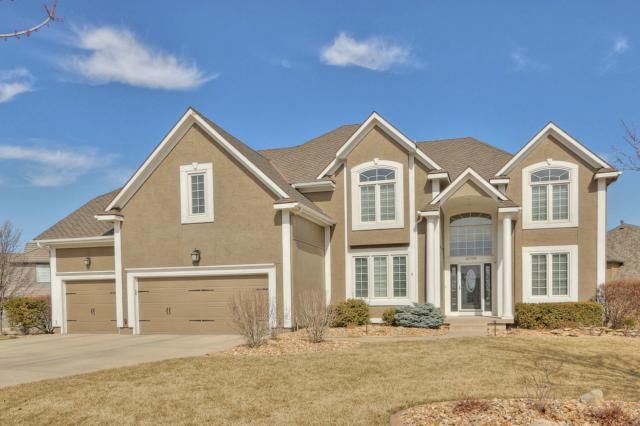 12708 Richards St, Overland Park, KS 66213