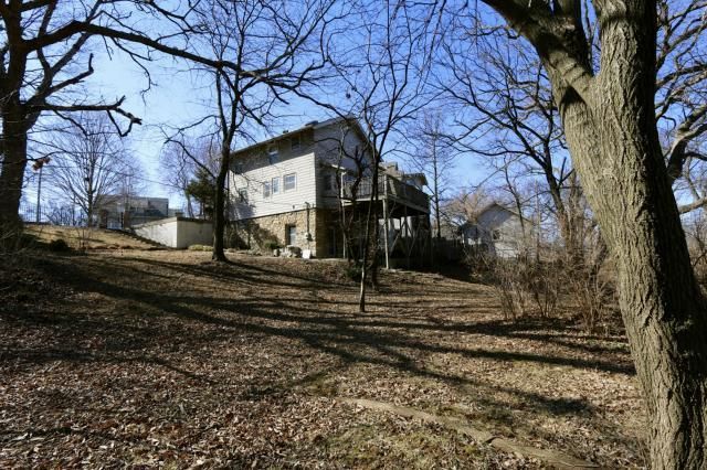3116 Coleman Rd, Kansas City, MO 64111