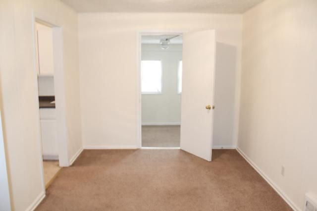 1431 E 77th St, Kansas City, MO 64131