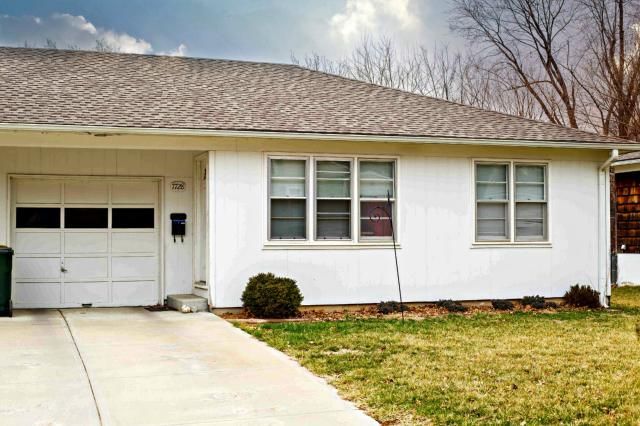 7730 W 80th St, Overland Park, KS 66204