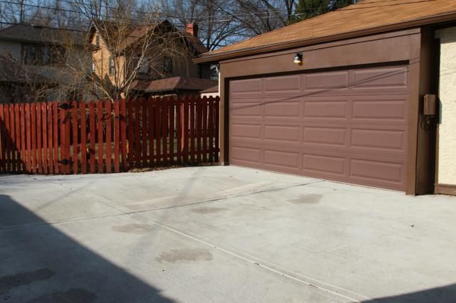 605 E Gregory Blvd, Kansas City, MO 64131