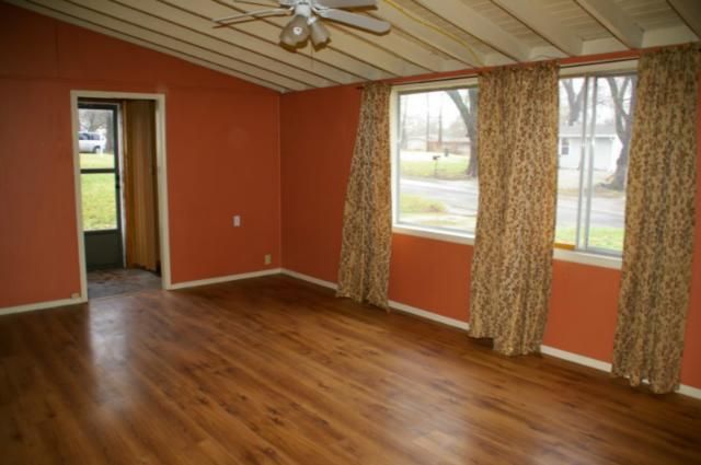 1530 Cadet Ave, Lawrence, KS 66044