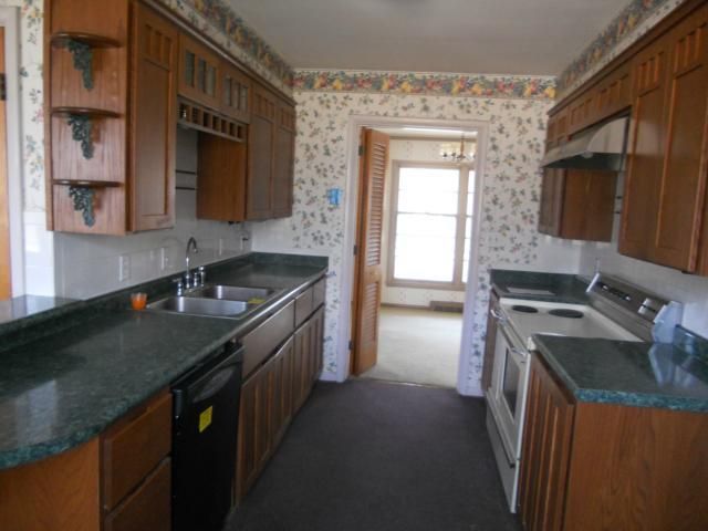 614 W Wabash St, Olathe, KS 66061