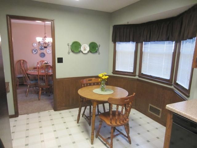 12212 E 57th St, Kansas City, MO 64133