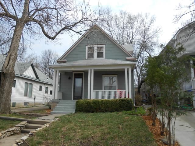 3815 State Line Rd, Kansas City, MO 64111