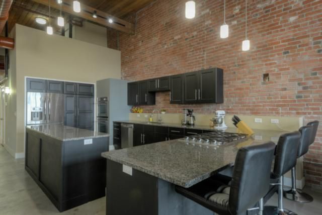306 W 7th #305 St #305, Kansas City, MO 64105