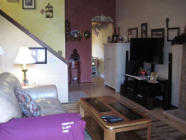 1318 E 152nd Ter, Olathe, KS 66062
