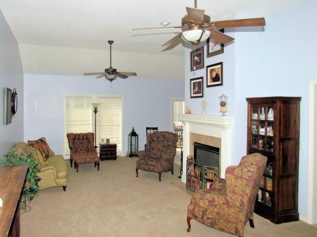 6513 W 134th St, Overland Park, KS 66209